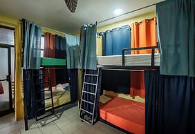 Sandy Toes Hostel