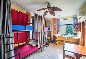Sandy Toes Hostel