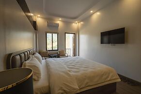 Odyssey Hotel 2