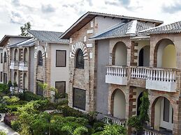 Amaris Greens Resort
