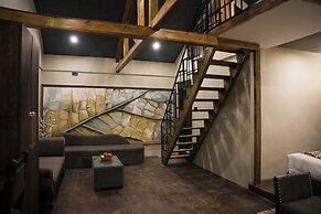 Jade River Resort By Defoy