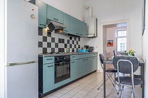 Cozy 2BR Apt Near Vienna Center