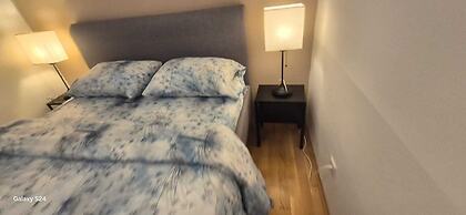 Comfortable 2BR Apt Near Vienna Center