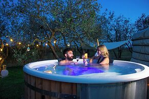 2 Cuori e 1 Yurta Glamping in Toscana