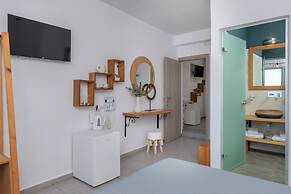 Gizis Cliffside Suites