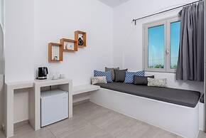 Gizis Cliffside Suites