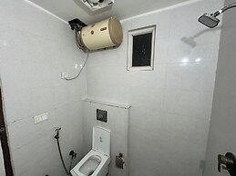Hotel 82 Inn