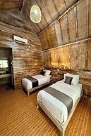 The Suwi Huts