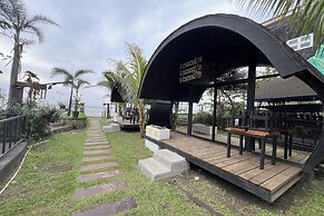 Funtasea Hotel and Beach Resort