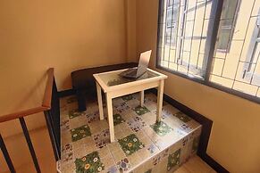 Pratunam Family House