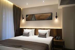 1921Justa otel