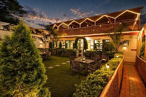 Hotel Happy Forest Inn