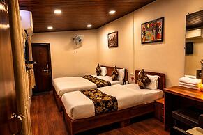 Hotel Happy Forest Inn