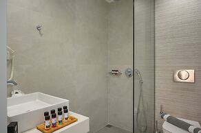 Athina Suites