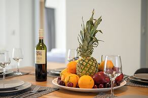 Athina Suites