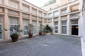 Rental in Rome Augusto Imperatore Apartment