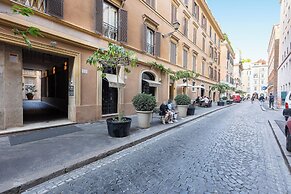 Rental in Rome Augusto Imperatore Apartment