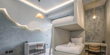 LUX Contemporary Marina View Suite 7