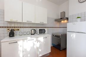 Rental in Rome Ginori Apartment