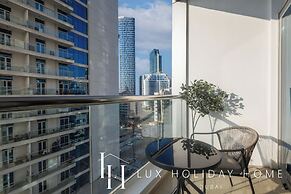 LUX The Modern Marina Suite