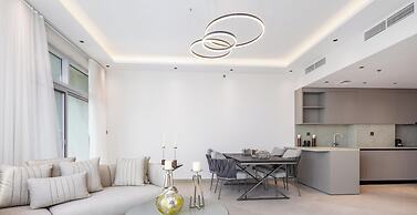 LUX The Dubai Marina View Suite 3