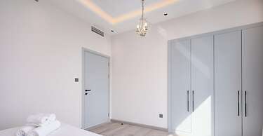 LUX The Dubai Marina View Suite 3