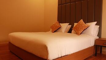 Narwar Lakefront Resort