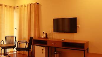Narwar Lakefront Resort