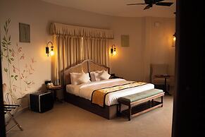 Narwar Lakefront Resort