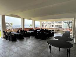 Narwar Lakefront Resort