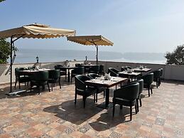 Narwar Lakefront Resort
