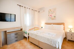 Anastasios Holiday Home