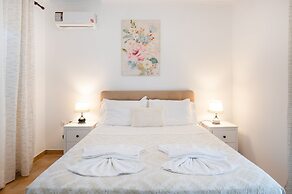 Anastasios Holiday Home