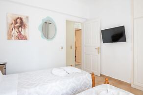 Anastasios Holiday Home