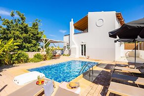 Villa Rea in Adelianos Kampos