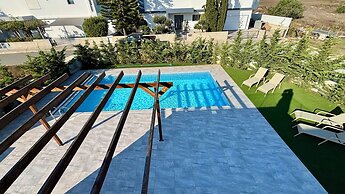 Sunrise Villa PrivatePool by TrulyCyprus