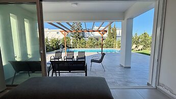 Sunrise Villa PrivatePool by TrulyCyprus