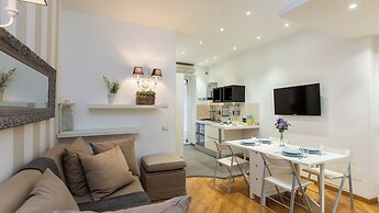 Rental in Rome Vittoria Apartment
