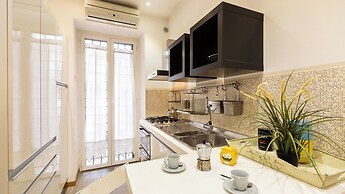 Rental in Rome Vittoria Apartment