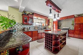 Serenity Villa - by Zenbreak
