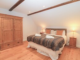 Peewit Coach House