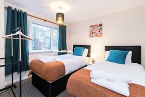 Coventry 3bedroom With Private Garden & Parking