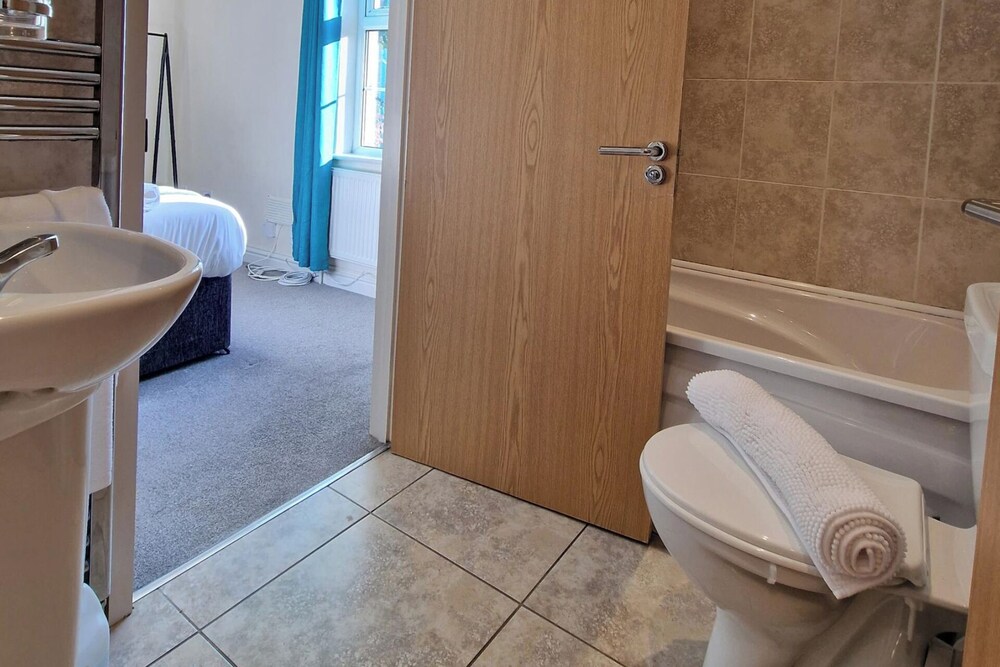 Coventry Retreat - Modern 2 Bed Apartment