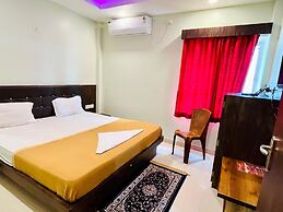 Hotel Radharani Palace
