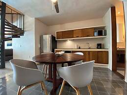 Sabor a Miel: Steps from the Beach & 5th Avenue