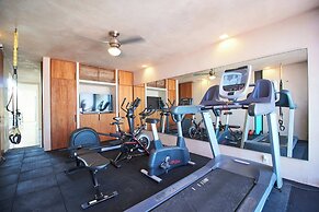 Sabor a Miel: Steps from the Beach & 5th Avenue