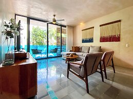 Sabor a Miel: Steps from the Beach & 5th Avenue