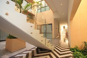 Joy Apt with rooftop and panoramic views
