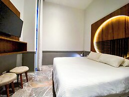 Joy Apt with rooftop and panoramic views