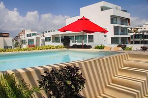 Stylish Studios with Rooftop Pool